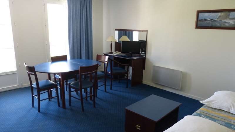 Terres De France - Appart'Hotel 라로슈포세이 객실 사진